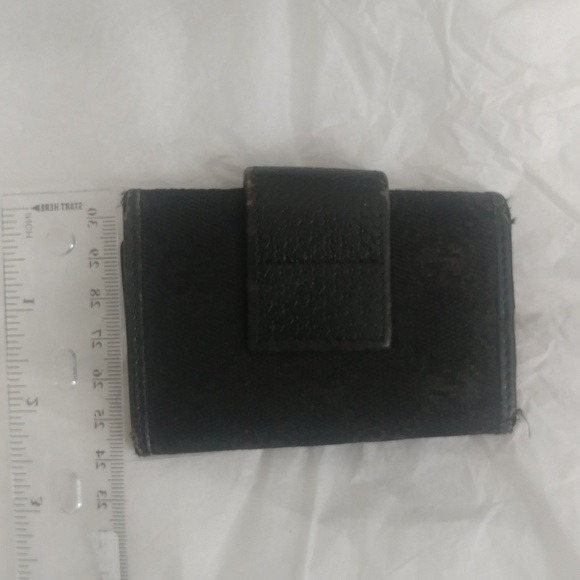Black gold Gucci key holder case - Picture 2 of 6